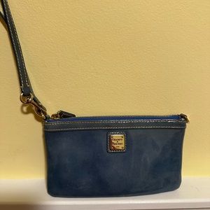 GUC Authentic Dooney & Bourke wristlet